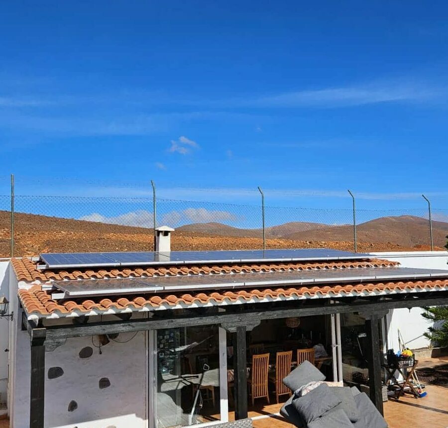 solar panels at Andy´s recording studio
